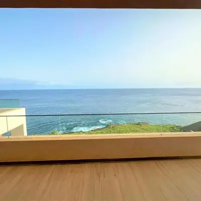 Ocean Mirror Apartment