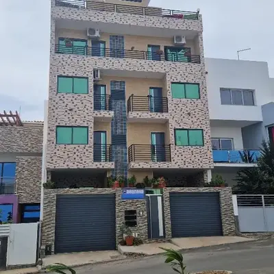 SUITES-HOME