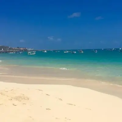 Good value low cost apartment second beach line